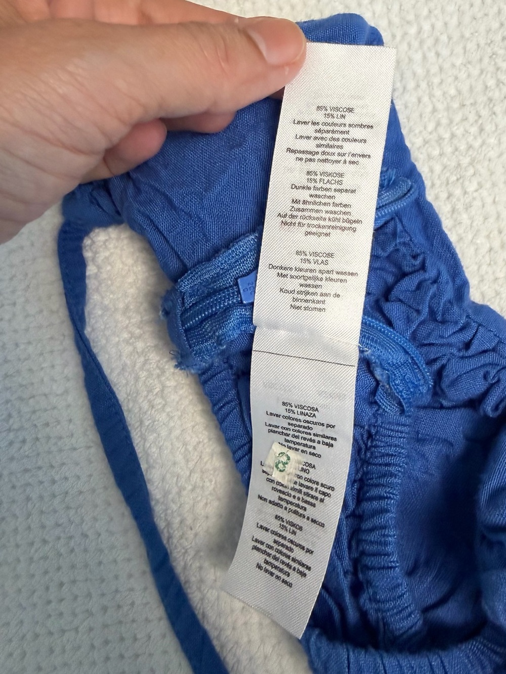 PrettyLittleThing Royal Blue Ruched Halter Top - Picture 7 of 9